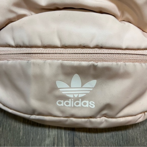 Adidas Light Pink Belt Bag Fanny Pack Front Zipper - Picture 3 of 10